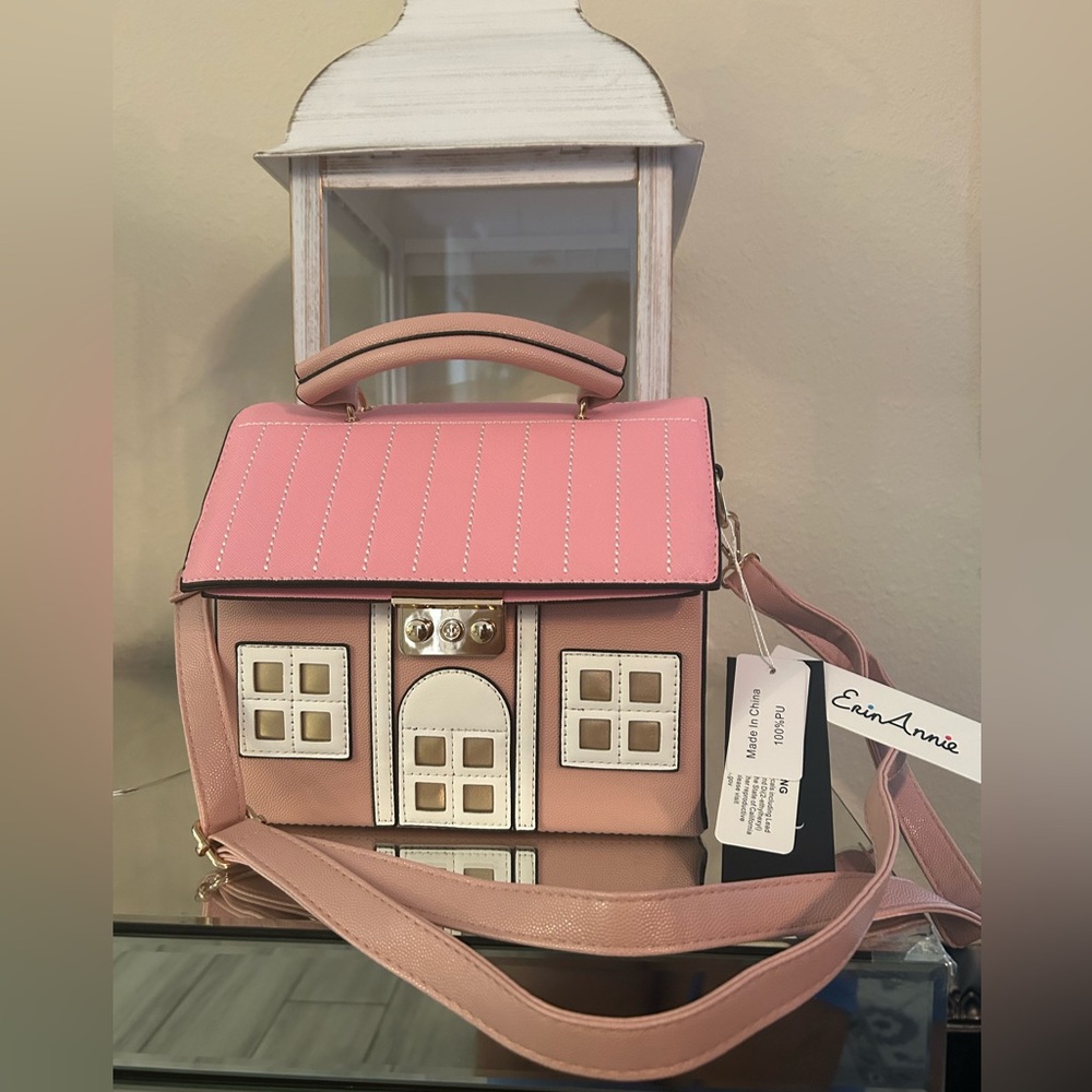 Pink House-Shaped Women's Bag